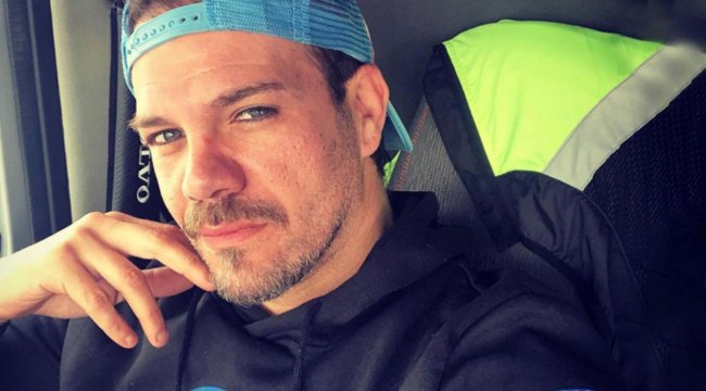 Oyuncu Tolga Karel, 4. kez baba olacağını duyurdu