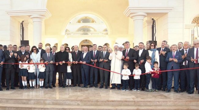 KKTC’nin en büyük camisine görkemli tören