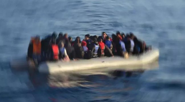 Nijerya'da tekne faciası: 8 ölü, 100 kayıp