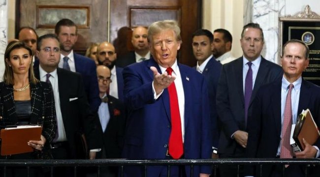 Yeniden hakim karşısına çıkan Donald Trump