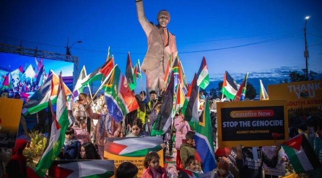 Yüzyılın davası başladı! Lahey'deki davanın ilk gününde İsrail 'soykırım' suçlamasıyla yargılanıyor: Toplu mezarlar gösterildi