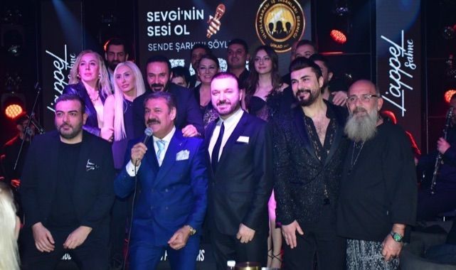 Sevginin Sesi Ol: Moral ve Motivasyon Gecesi Büyük İlgi Gördü