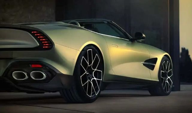 Aston Martin Vanquish Volante: Üstü Açık Lüks ve Performansın Zirvesi