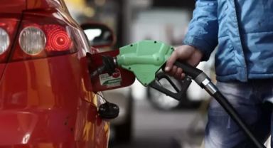 Akaryakıta Cumhuriyet tarihinin en büyük indirimi geliyor