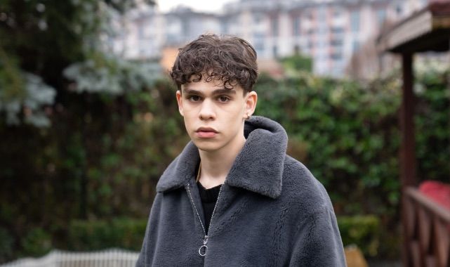 Alper Erözer Klip Çekimine Giderken Trafik Kazası Geçirdi