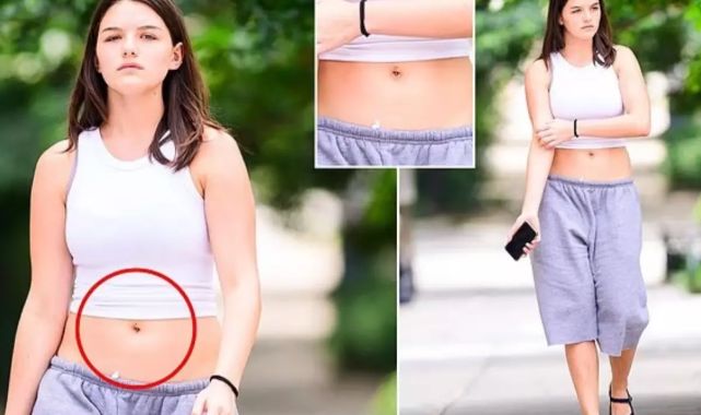 Tom Cruise'un kızı Suri, göbek piercingiyle New York'ta gündem oldu