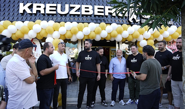 Gökay Taşdoğu, Taner Esirtgen ve Cartel Rapgurubundan tanıdığımız Erci E. birlikte bir ilke adım attılar.