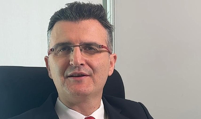 Prof. Dr. Bülent Demir ‘’Damarların Ötesinde: Hayata Dokunan Hekim’’