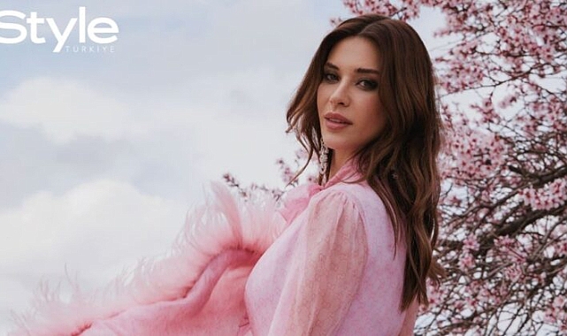 Devrim Özkan Kapadokya’nın büyülü doğasında || İnstyle Türkiye 20 Yaşında