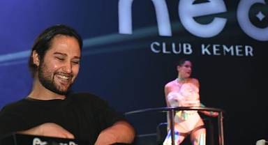 Kemer'de Neo Club Rüzgarı: Görkemli Açılışla Sezona 